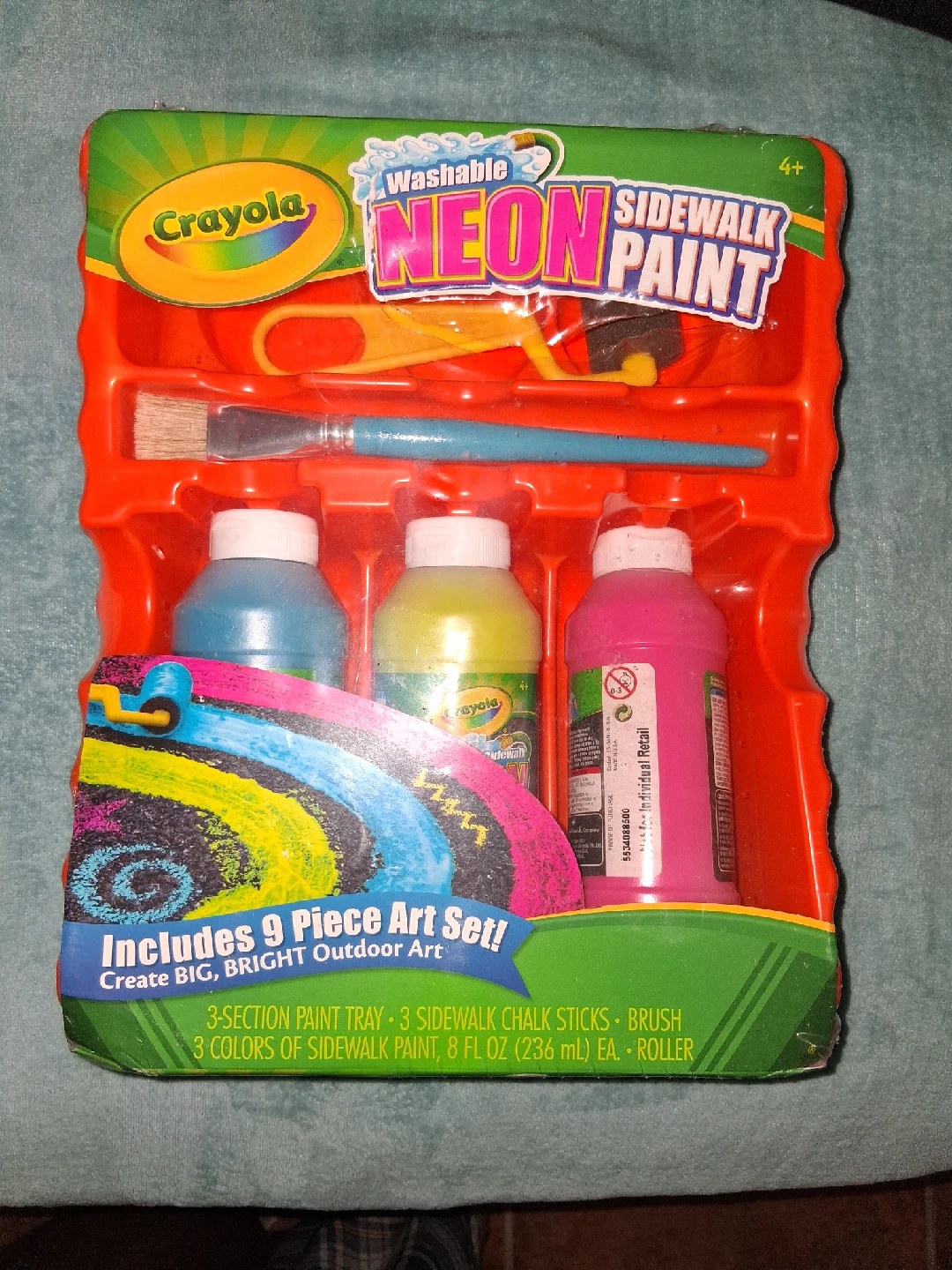 Crayola Washable Neon Sidewalk Paint Set - 9 Piece Art!