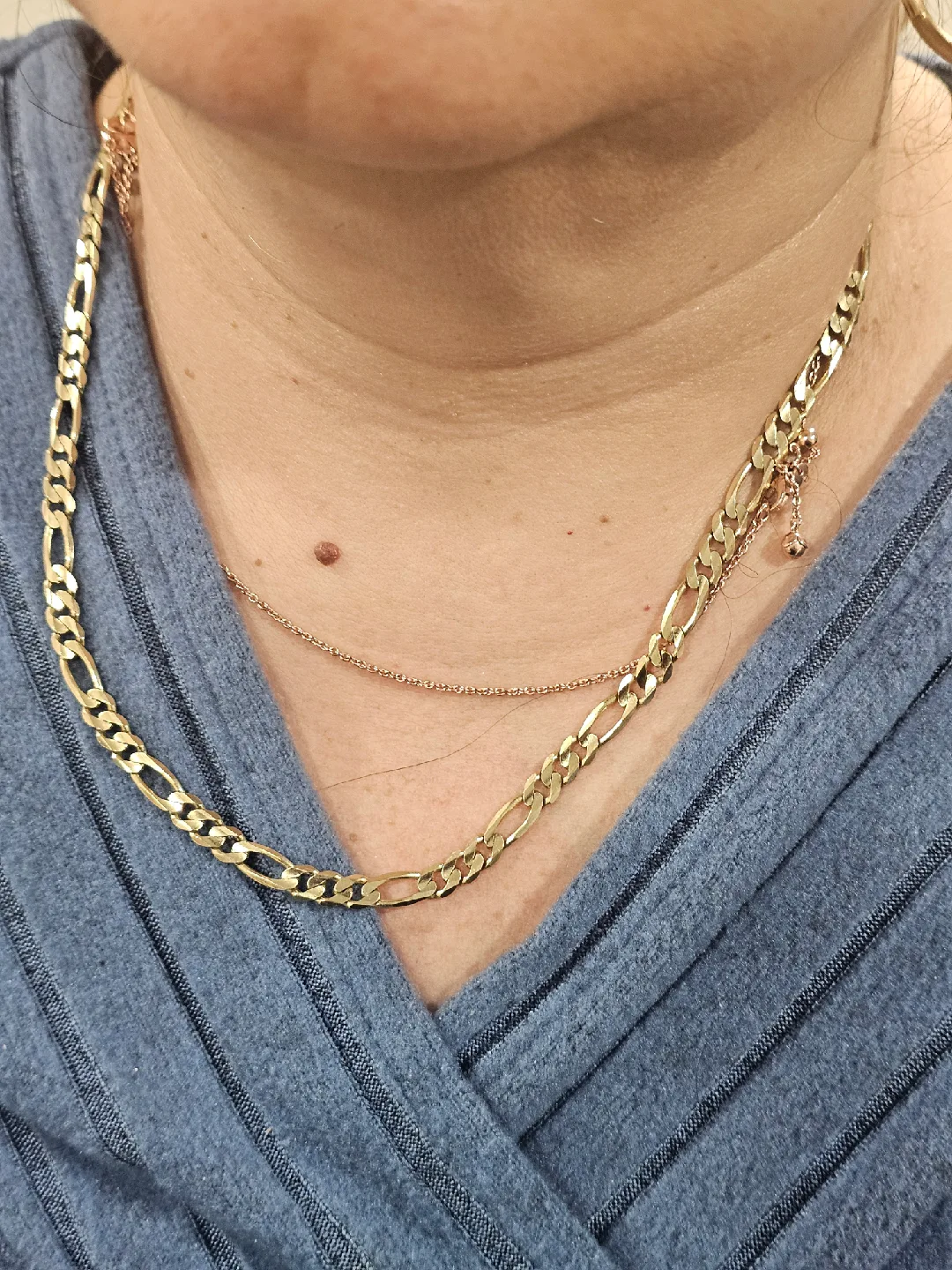 10K Gold Figaro Chain - 20 grams, 24 inches image indicator(4)