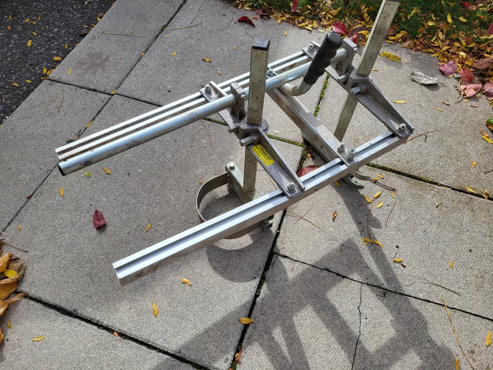 Alaskan MK III Chainsaw Lumber Milling Attachment image indicator(2)