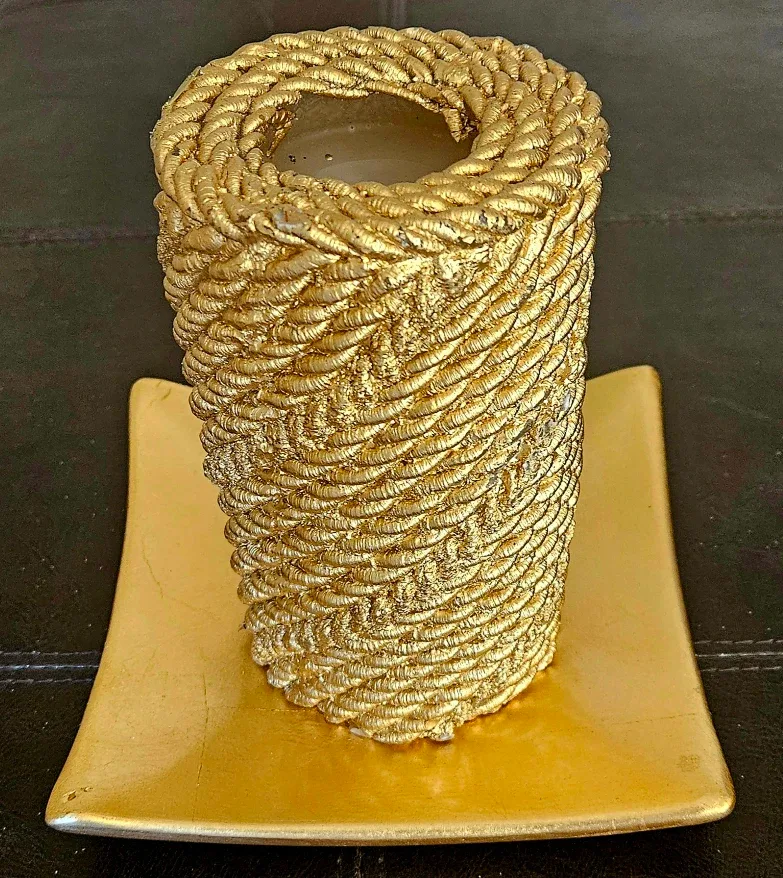 Gold Candle Holder ✨️🎄 image indicator(2)