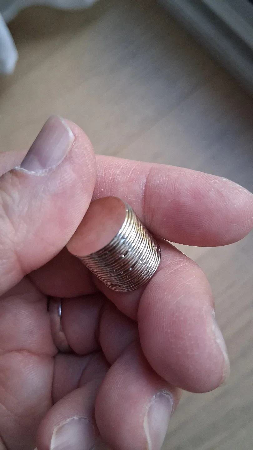 20 peices (15x1mm) Super Strong Neodymium Magnet image indicator(3)