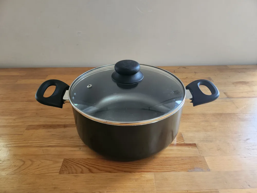 Stock Pot with Lid thumbnail