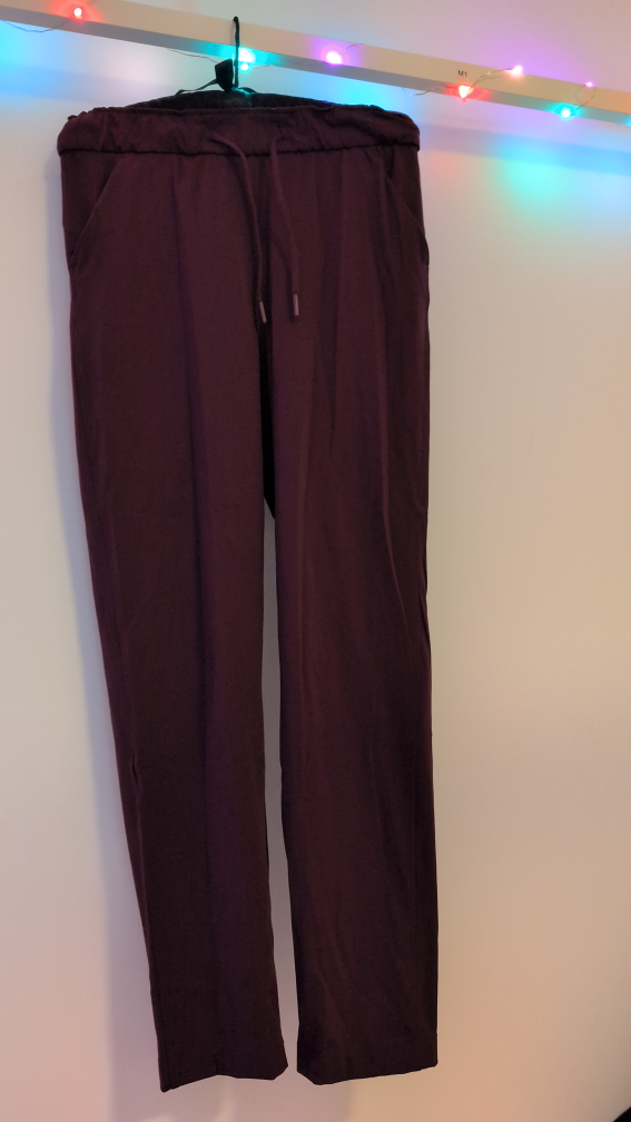 Lululemon Pants - Size 2 - Burgundy - photo 2