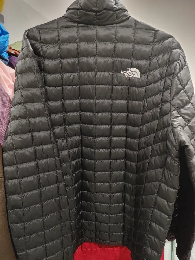 💚THE NORTH FACE THERMOBALL JACKET MENS L BRAND NEW image indicator(5)