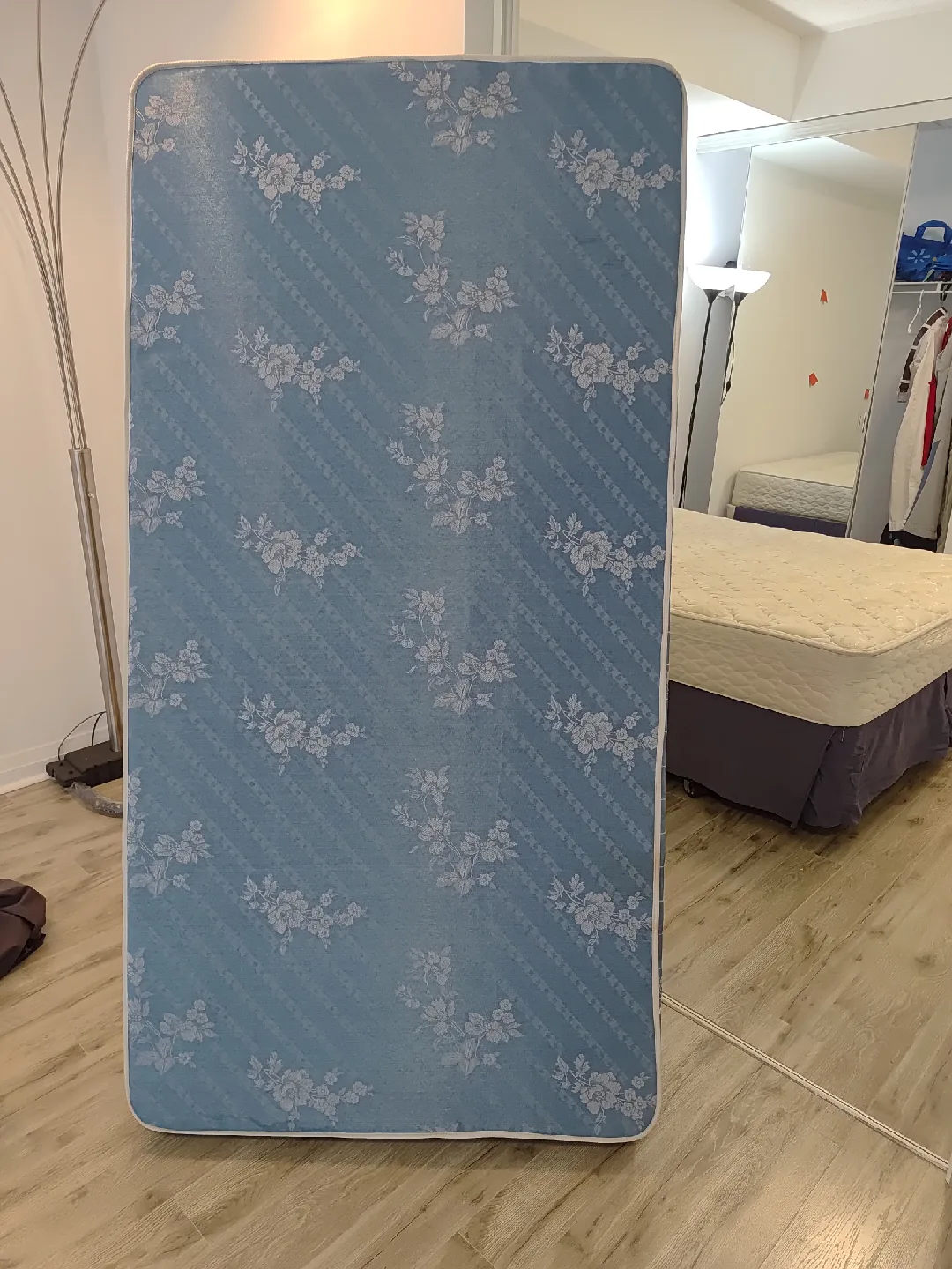 twin box spring thumbnail
