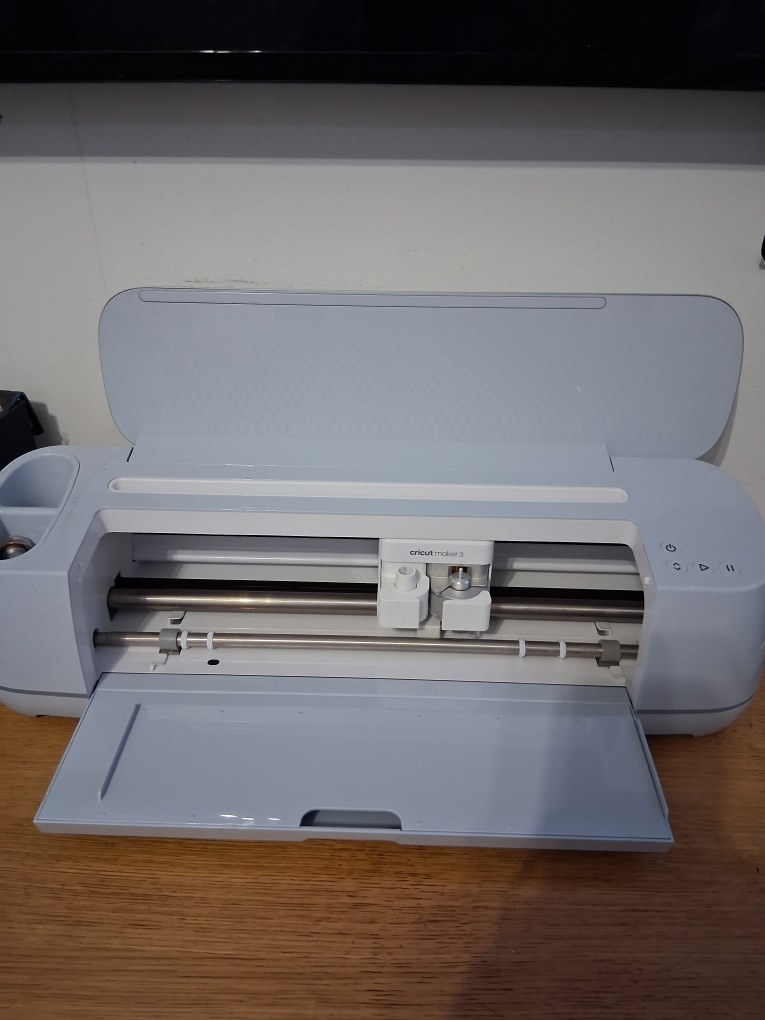 Cricut Maker 3 - DIY Crafting Machine - photo 2
