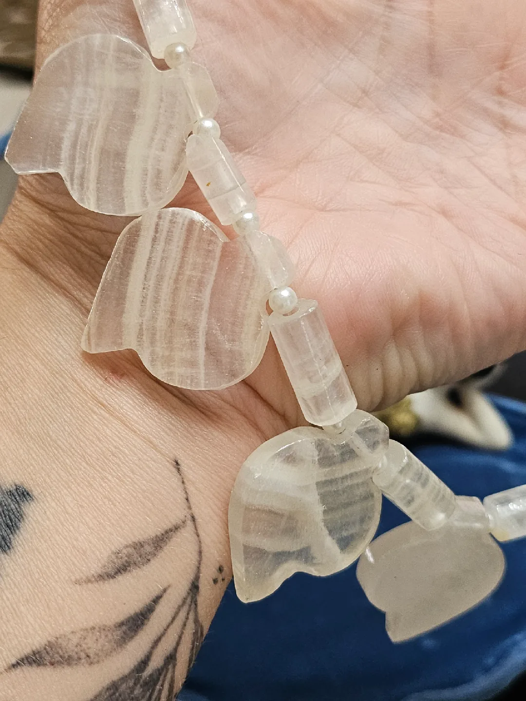 vintage clear quartz Necklace image indicator(3)