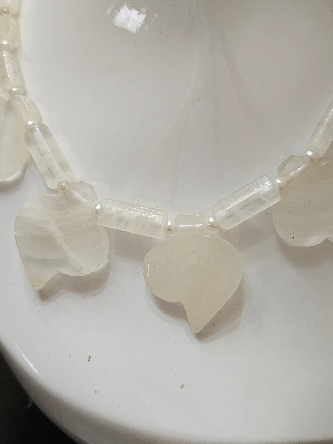 vintage clear quartz Necklace image indicator(5)