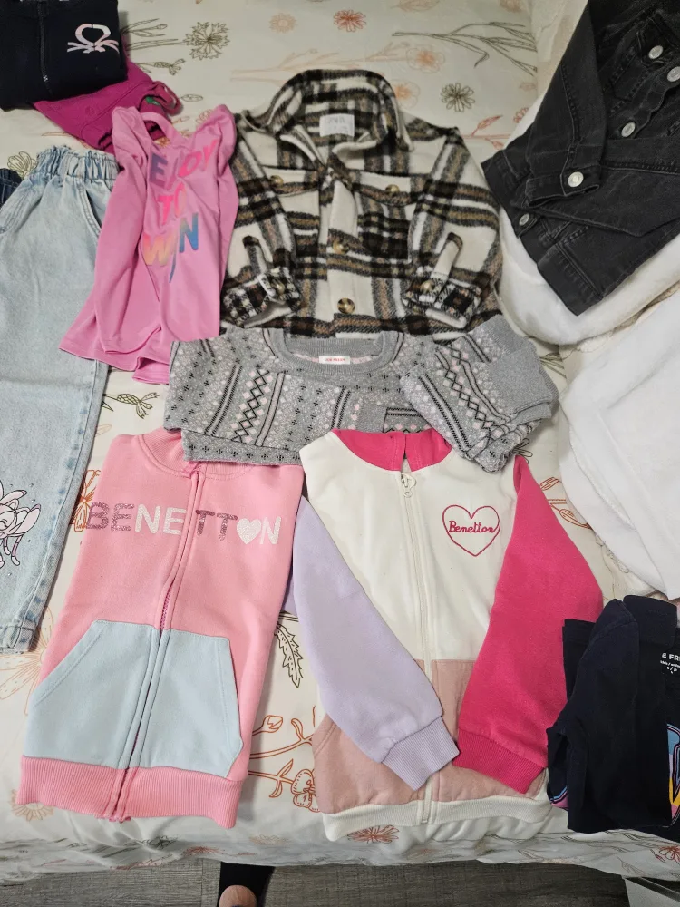 Girls Winter Clothes Bundle - Size 5-6T image indicator(5)