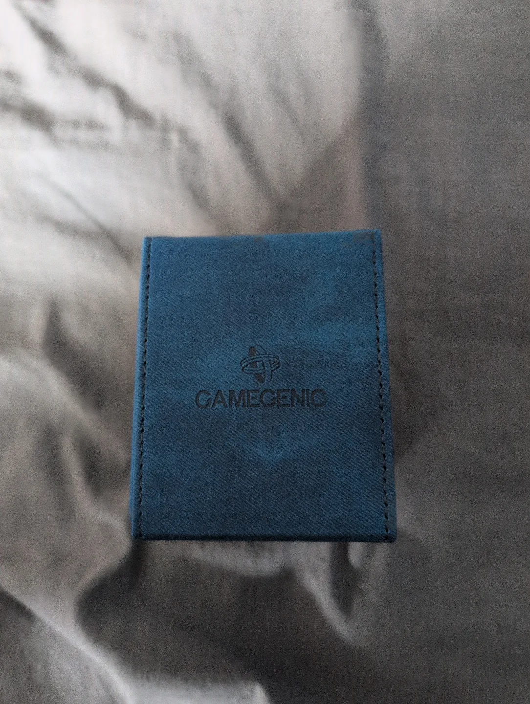 Gamegenic: Squire 100+ Convertible Turquoise Deck Box image indicator(2)