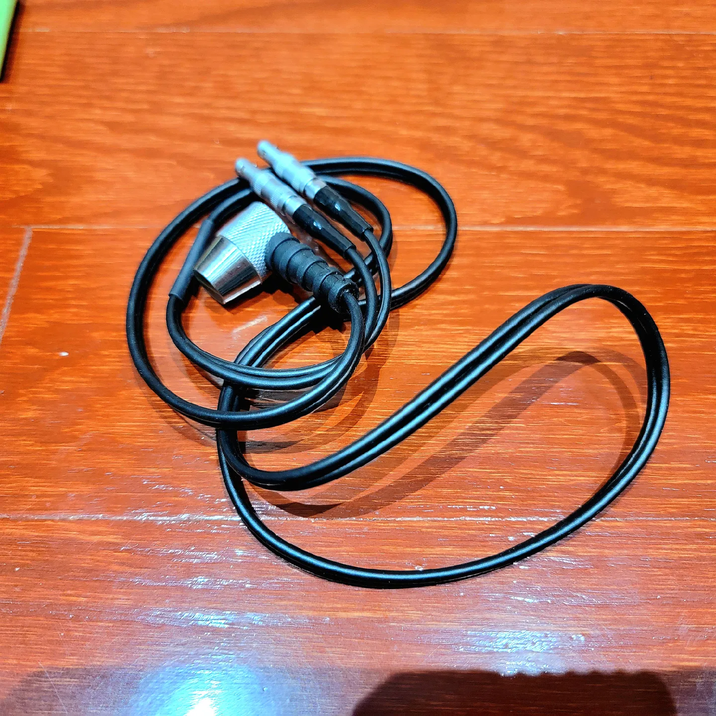 Wintact Digital Ultrasonic Thickness Gauge Tester Meter image indicator(7)