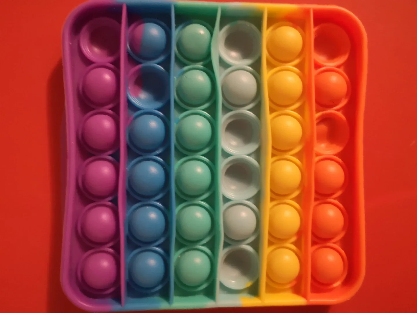 Rainbow Pop It Fidget Toy image indicator(2)