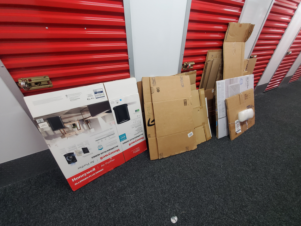 Free Card board boxes for moving & storaging.