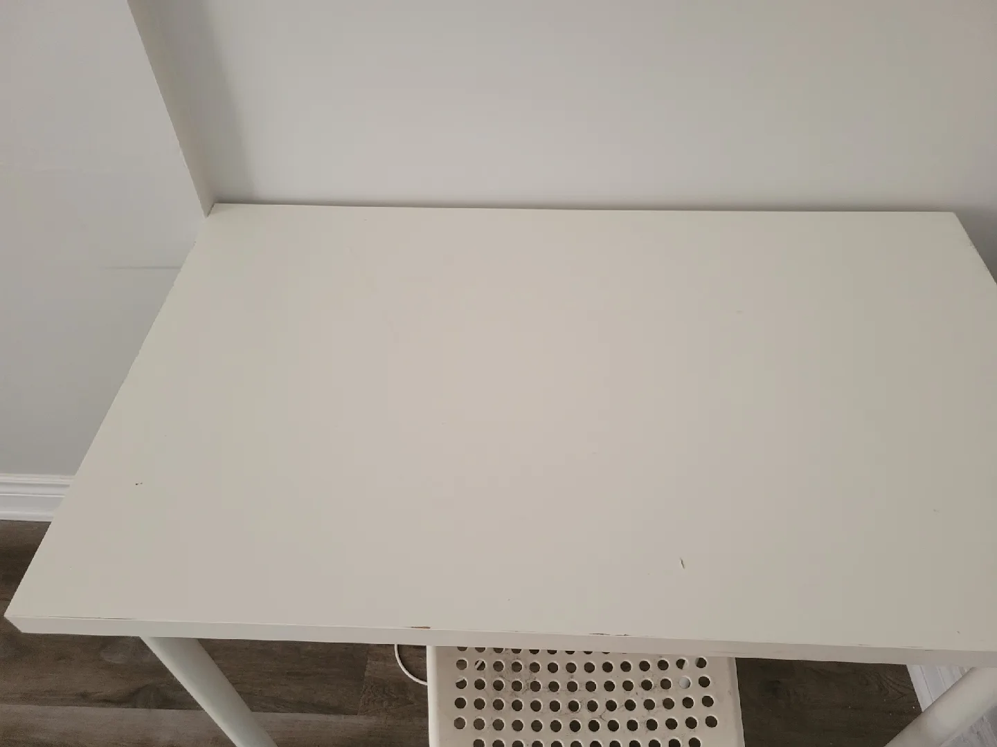 IKEA  White Desk - 39 3/8x23 5/8" thumbnail