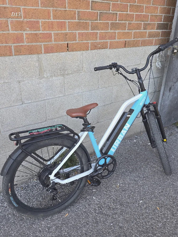 I sell or exchange for an iPhone image indicator(2)