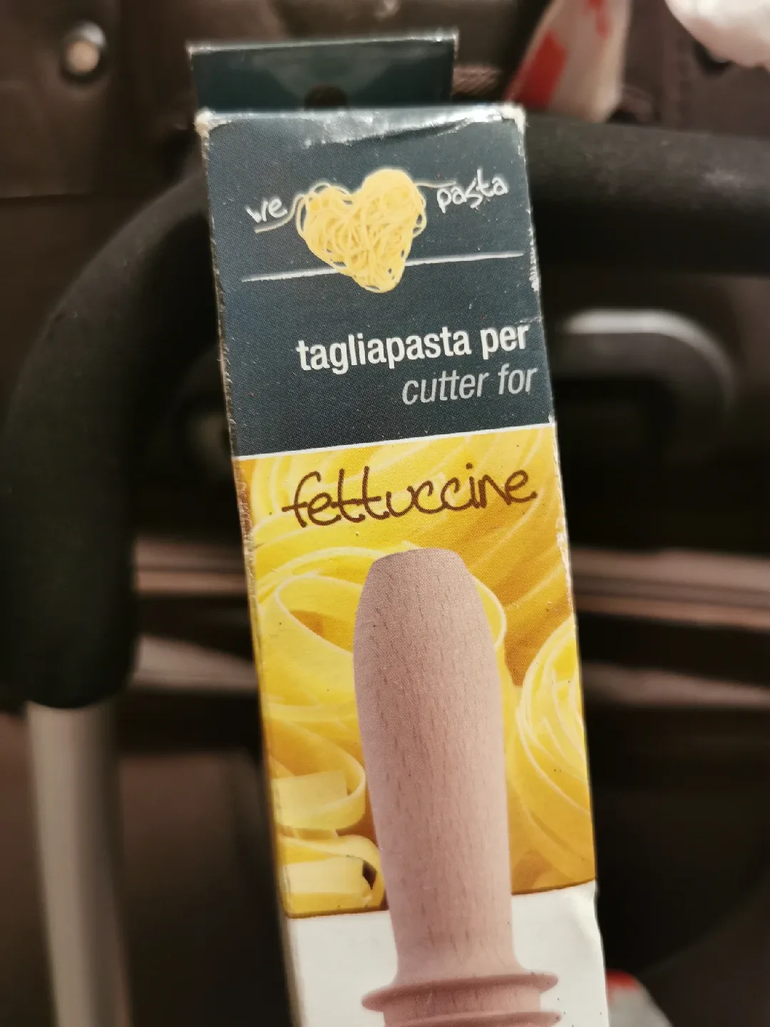 We Love Pasta Fettuccine Cutter image indicator(2)