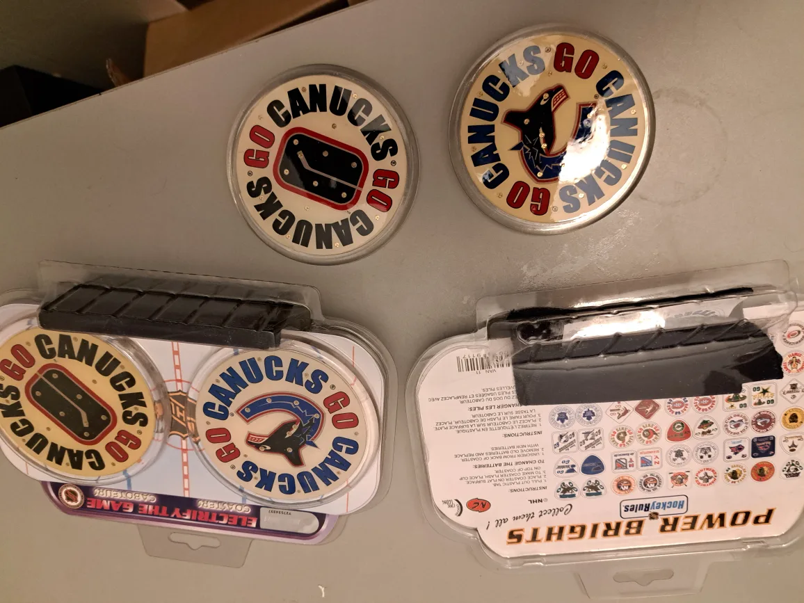 Vancouver Canucks Hockey Rules Power Brights Coasters image indicator(3)