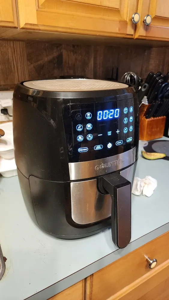 Gourmia Air Fryer 6 QT Digital image indicator(2)