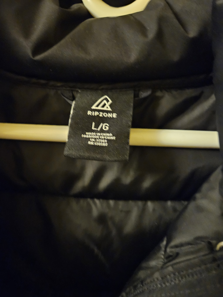 Ripzone Black Puffer Coat - Size L - photo 3