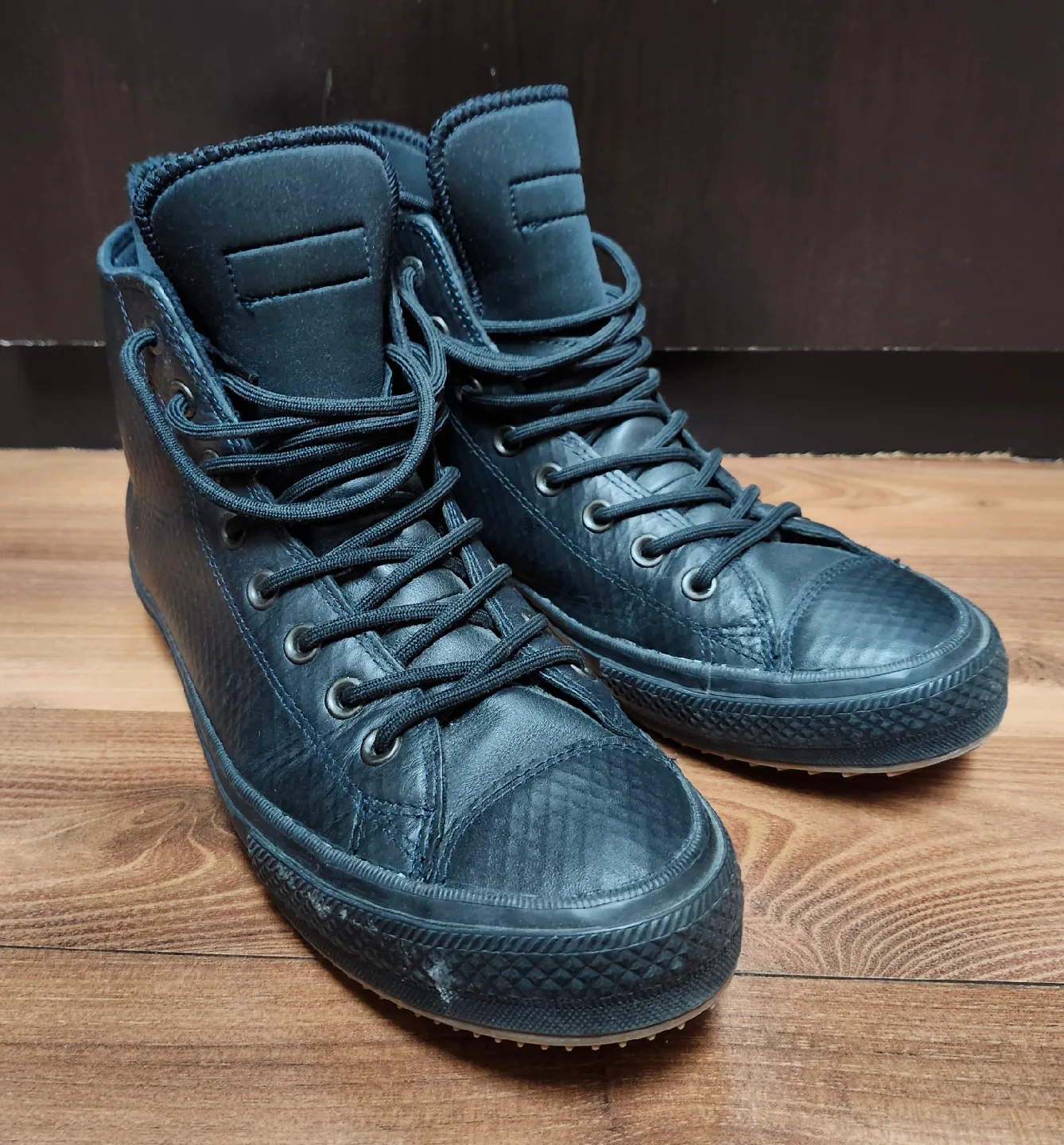 Converse Chuck Taylor Waterproof Boot / Size 9.5M image indicator(2)