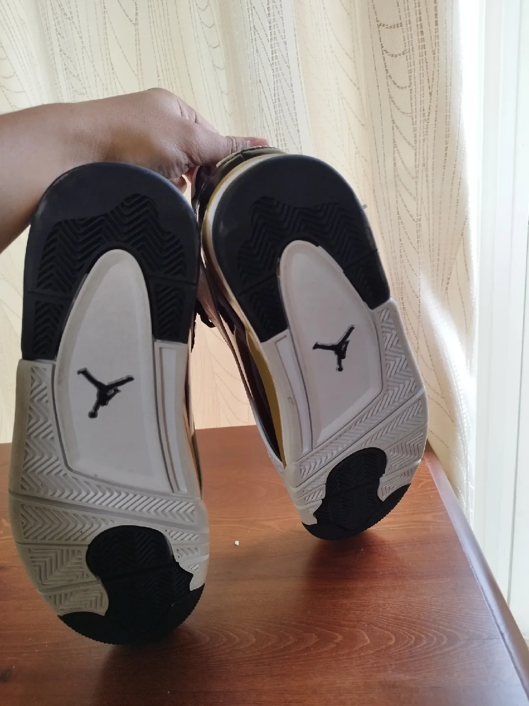 Jordan Flight 45( dub ) High Black/Gold Shoes image indicator(4)