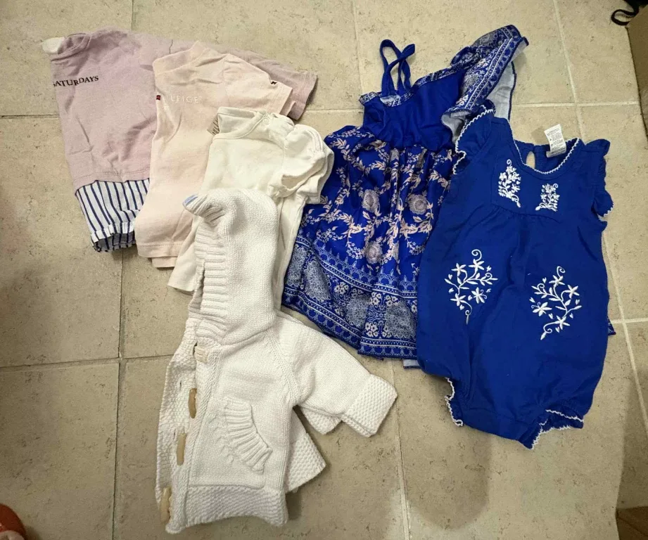 Baby/Toddler Clothes Bundle thumbnail