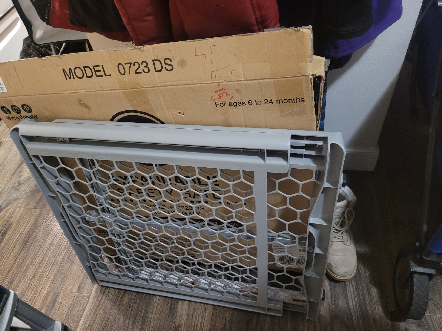 Regalo 0723 DS Expandable Safety Gate - Grey