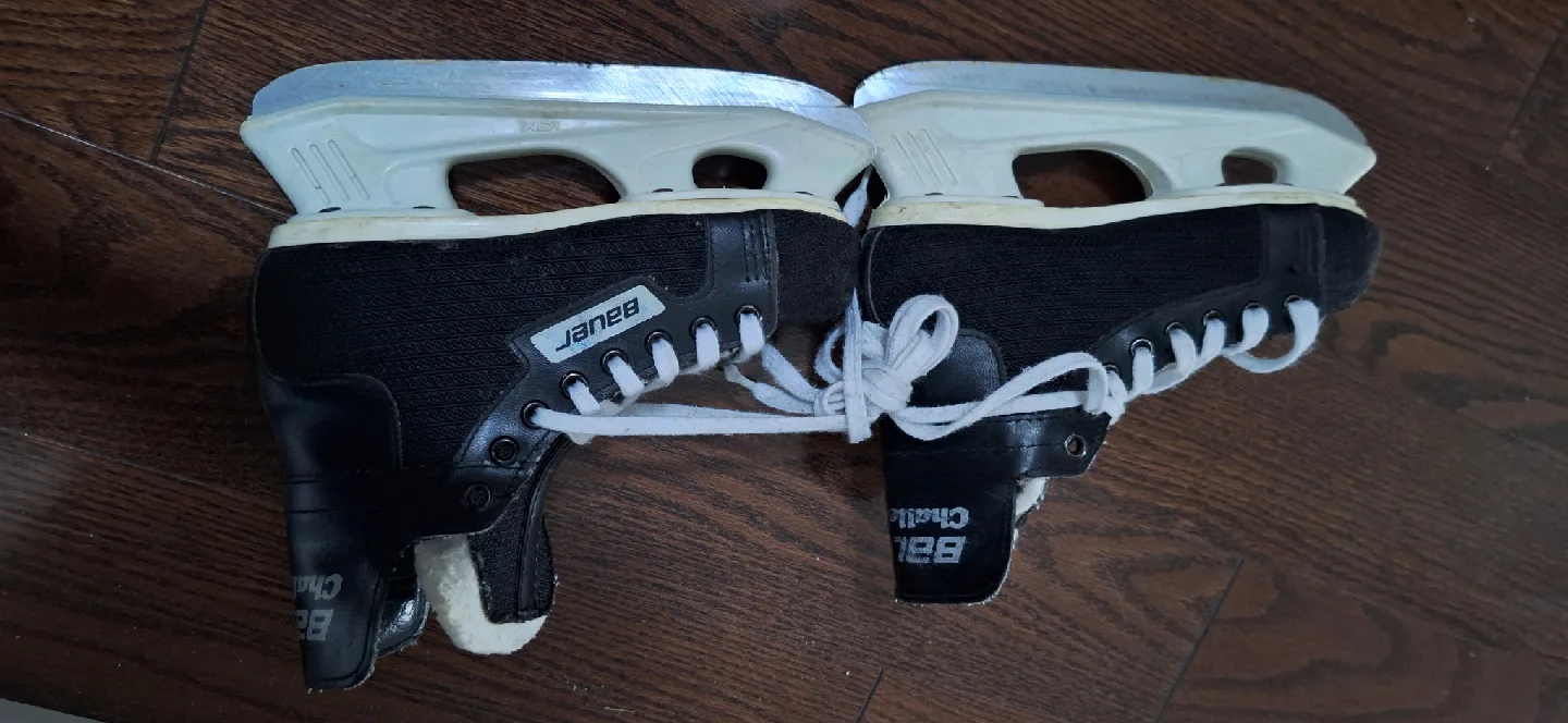 Bauer Challenger Ice Skates image indicator(2)