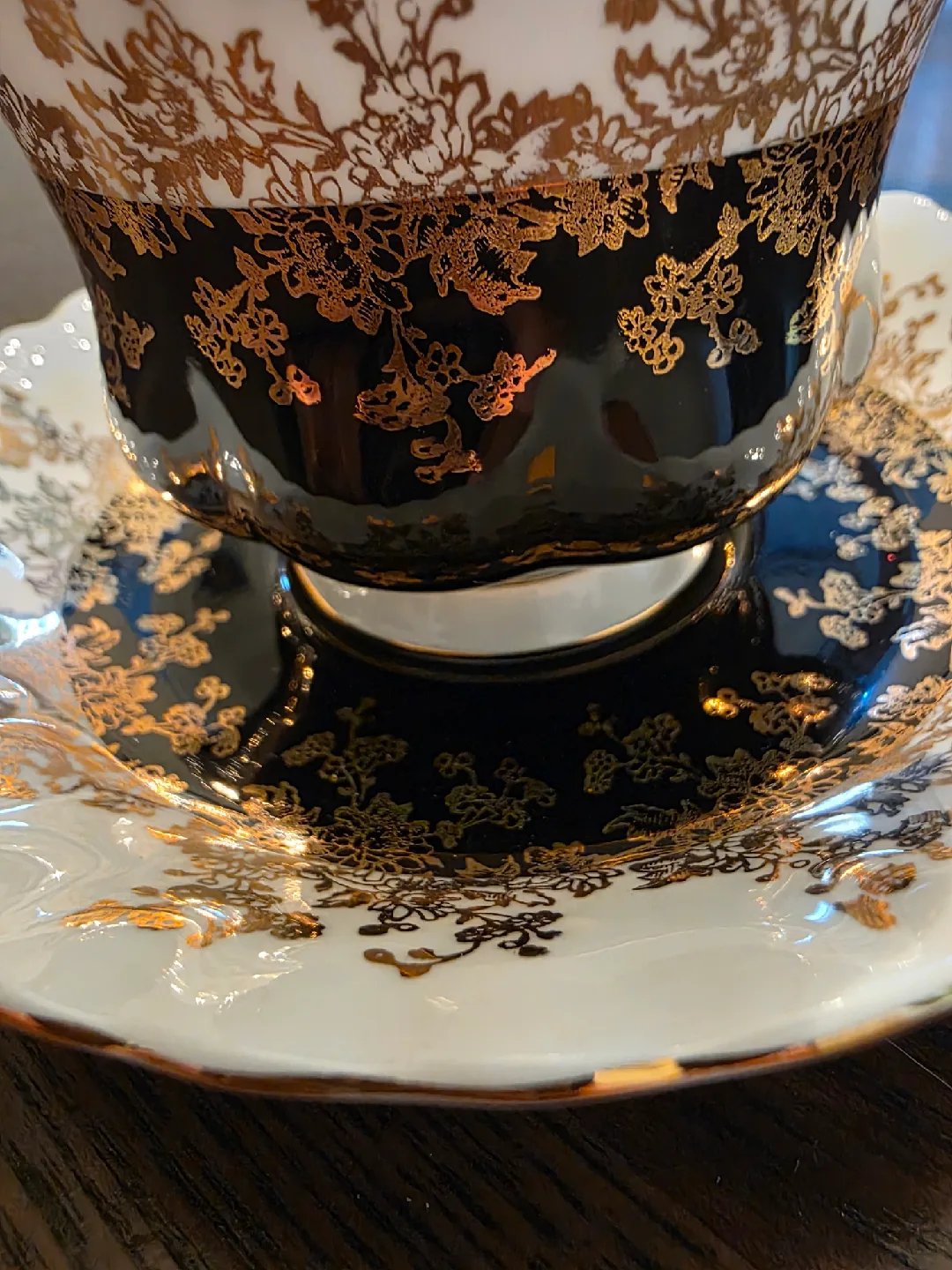 Royal Albert Regal Series Cup & Saucer image indicator(8)