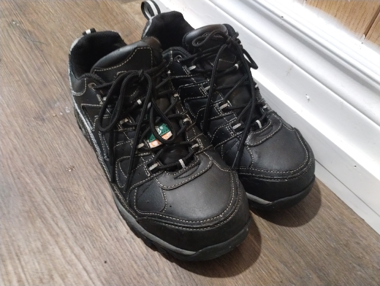 CSA approved Safety Shoes size 8
