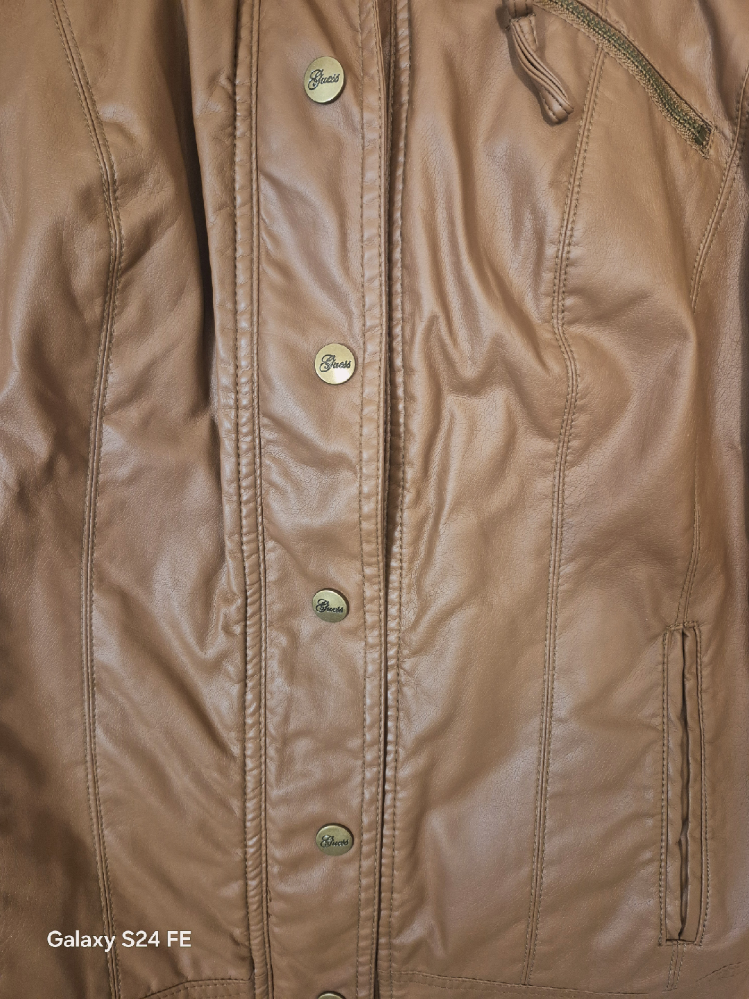 Guess fake leather  jacket  with  removable  fur - photo 3
