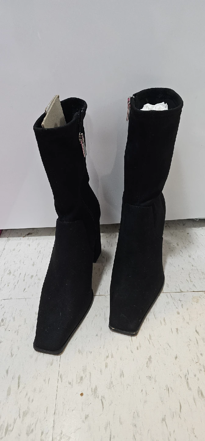 New brand Black Ankle Boots - Size 8.5 - photo 2