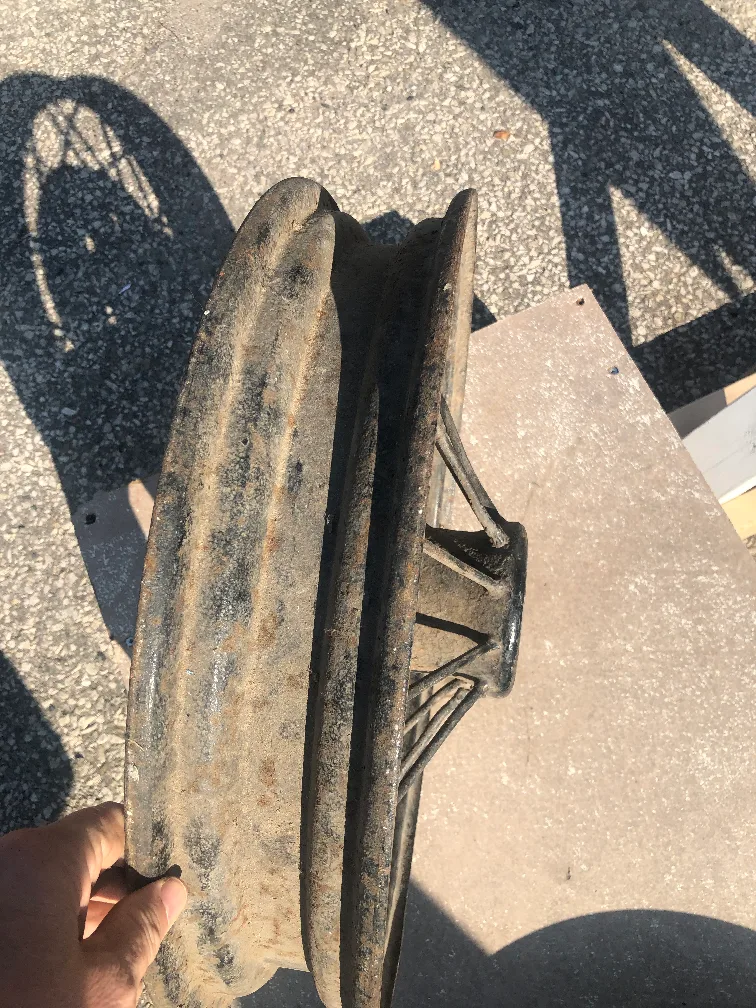 Vintage Spoke Wheel image indicator(9)