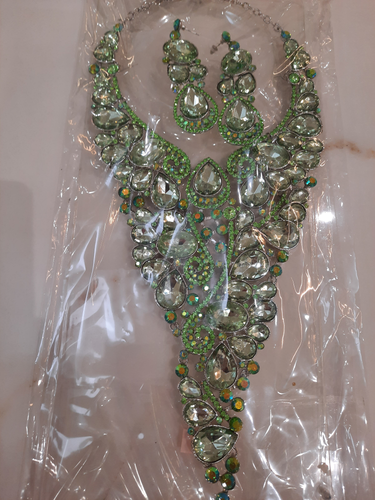 Green Rhinestone Necklace & Earring Set