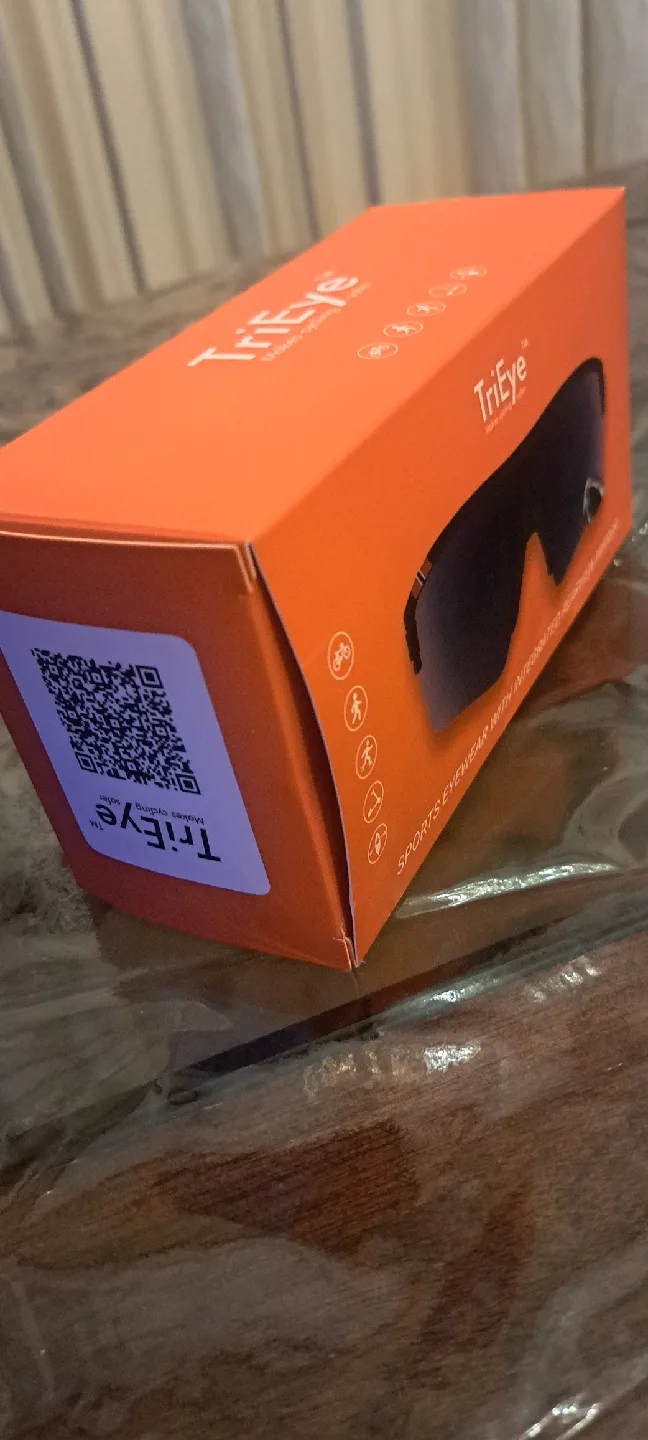 TriEye Sports Eyewear with Integrated Rearview Mirror image indicator(2)