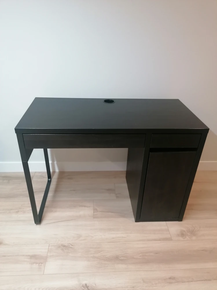 Black Desk and Chair Set - photo 2