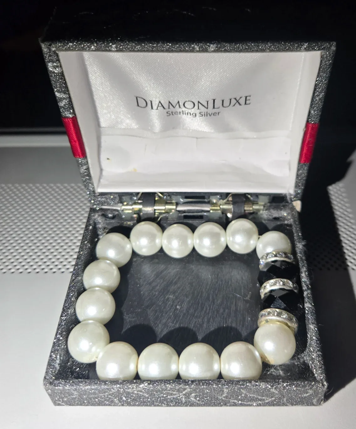 DiamonLuxe Sterling Silver Pearl Bracelet image indicator(2)