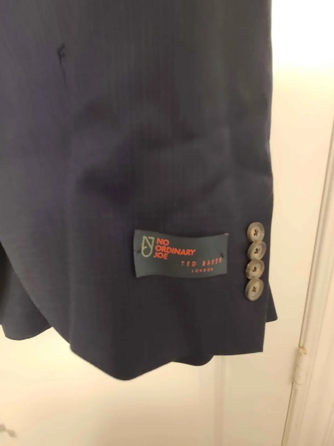 Ted Baker London 'Jake CT' Suit - Size 40R/34 image indicator(2)