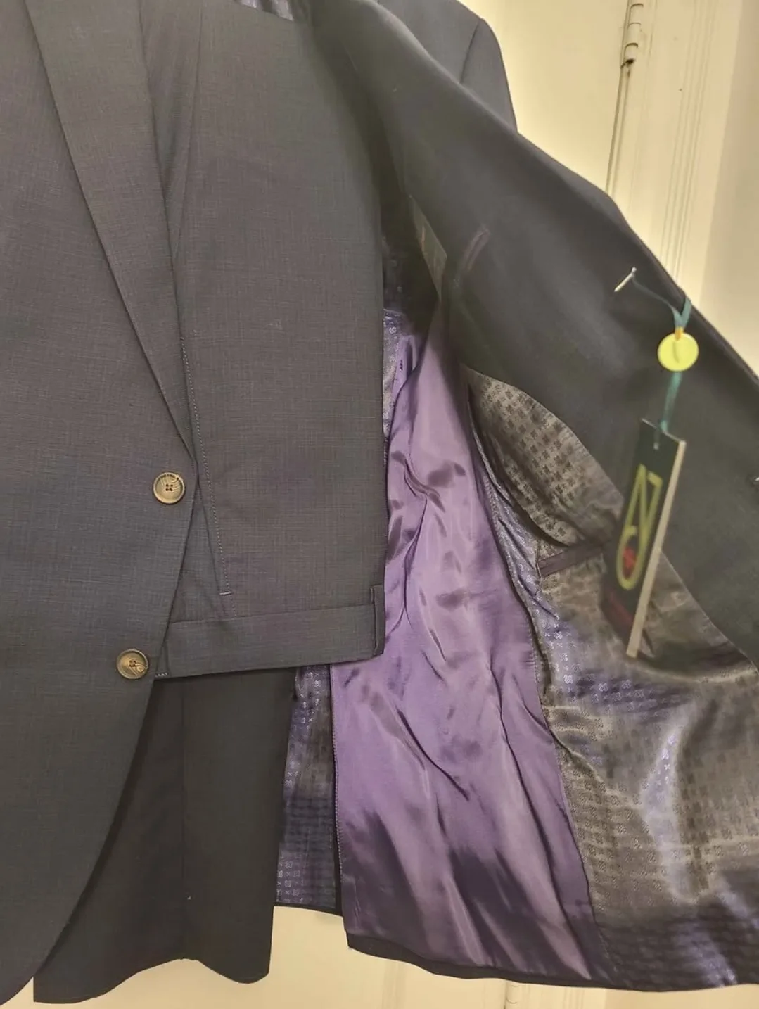 Ted Baker London 'Jake CT' Suit - Size 40R/34 image indicator(4)