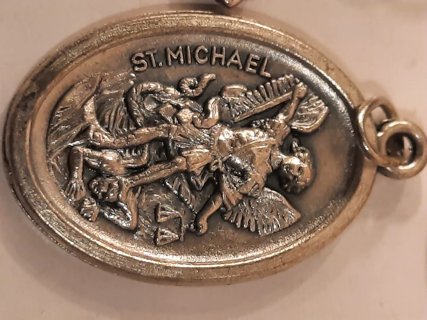 Religious Pendants and Crosses image indicator(2)