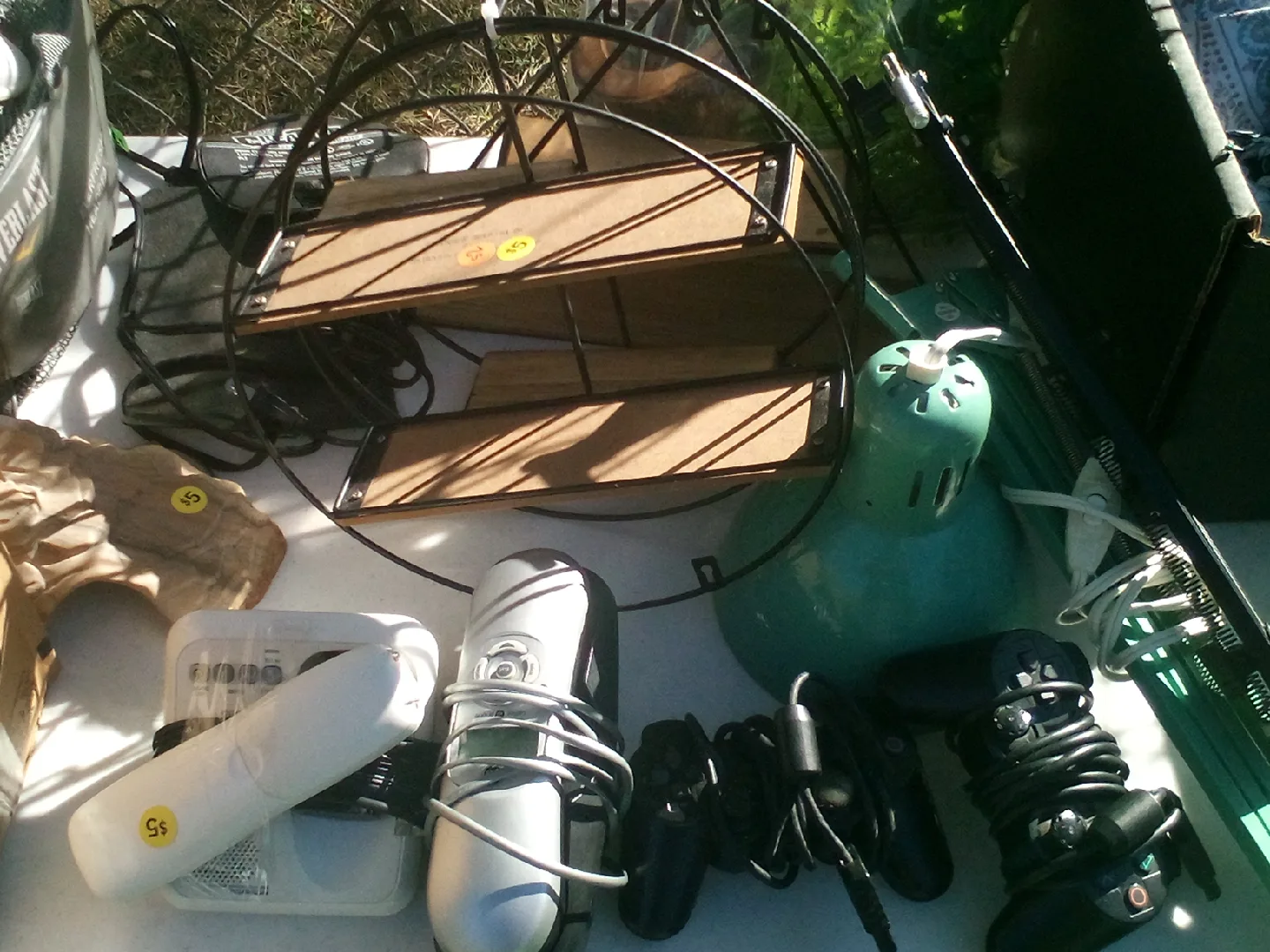 Yard Sale image indicator(6)