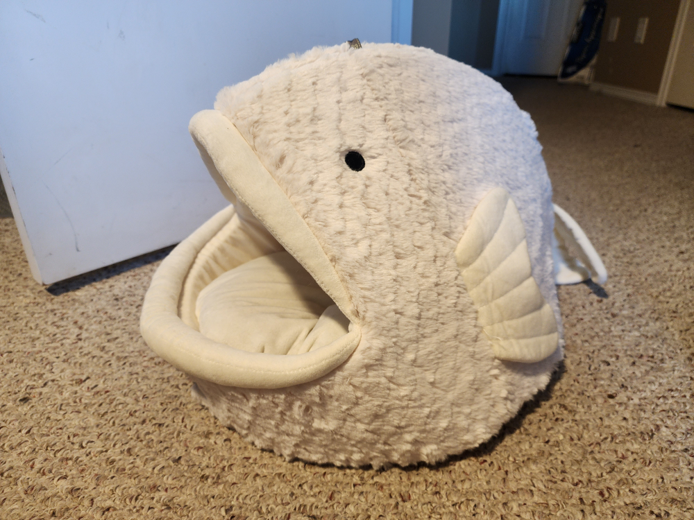 Fish Cat Bed - Cream Colour