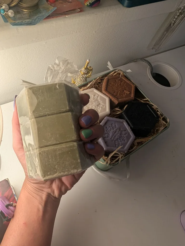 Savon de Marseille – Authentic Soap from the South of France 🇫🇷 image indicator(7)