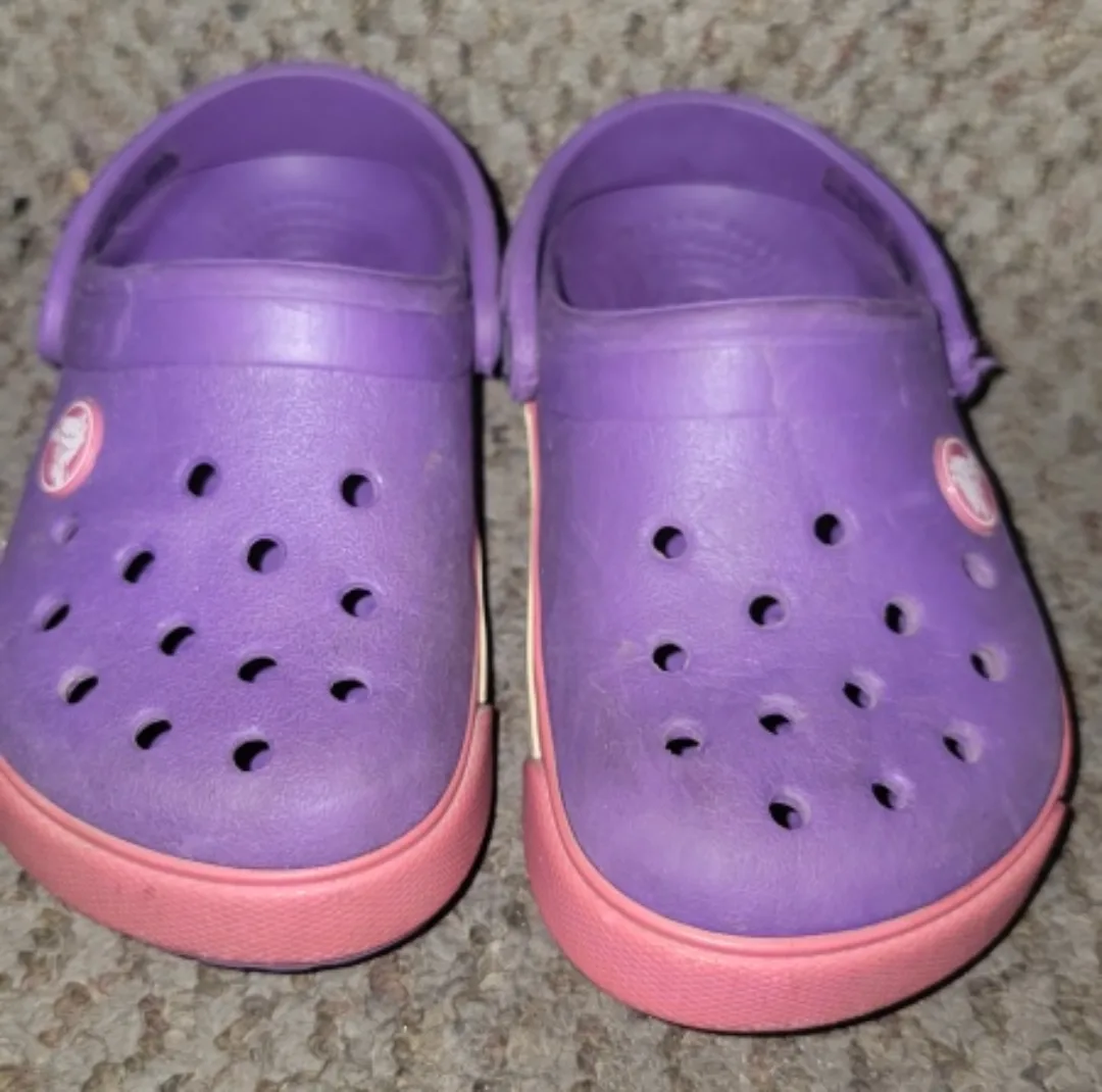 Crocs Kids' Clog, Size 8 Purple image indicator(2)