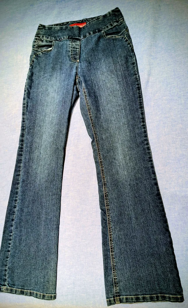 The Original Comfort Women's Jeans - Size 7 thumbnail