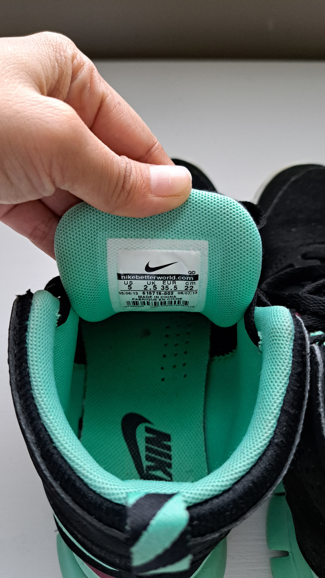 Nike Free Run 2 Mid Sneakers - Size 5 US - photo 4