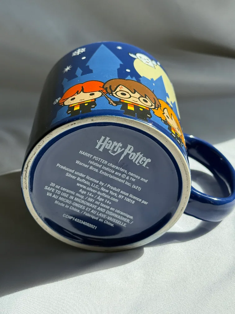 Harry Potter Christmas Hogwarts Mug image indicator(3)