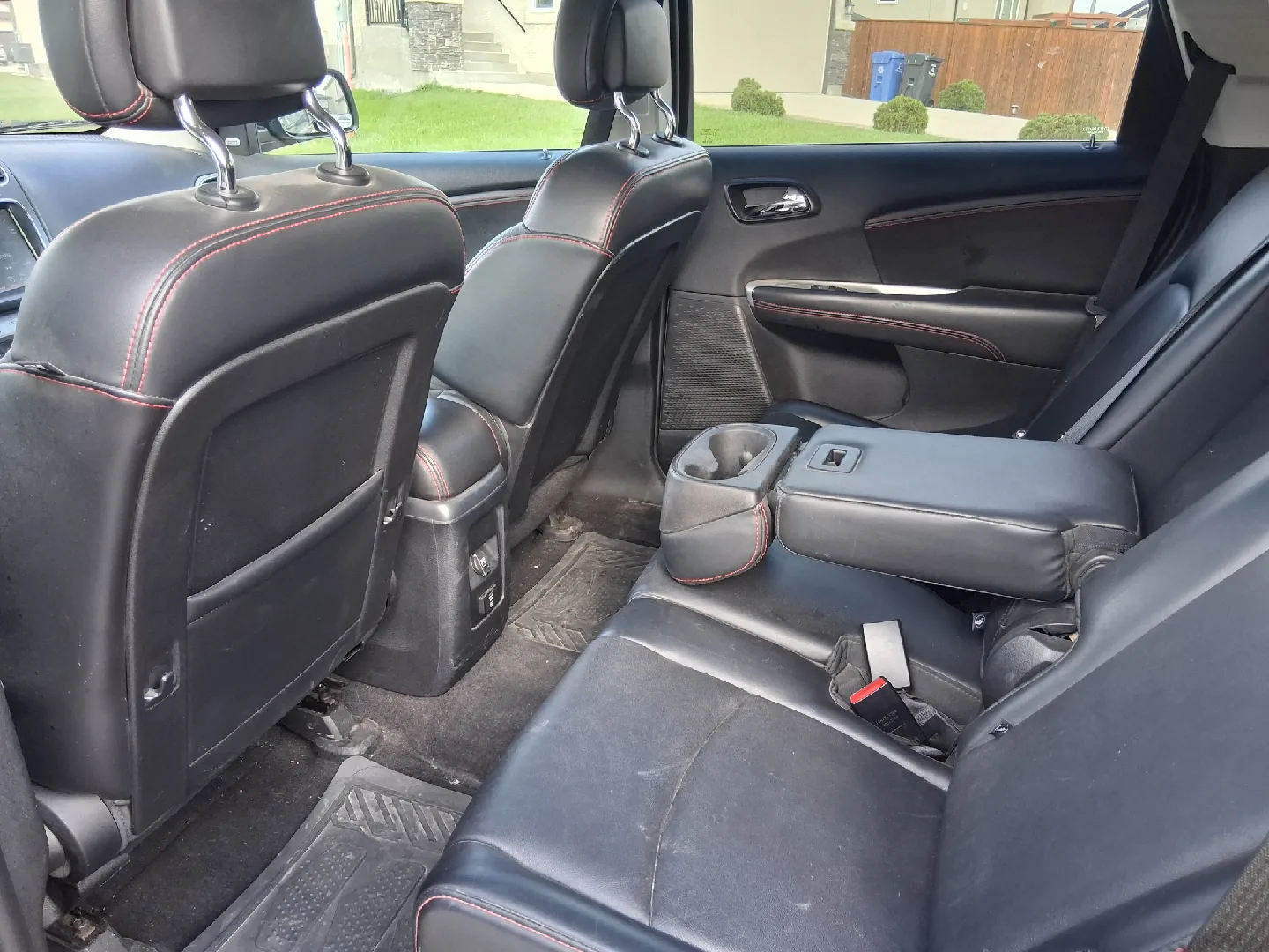 2012 Dodge Journey R/T AWD Sports Utility – Only 65,000 km image indicator(7)