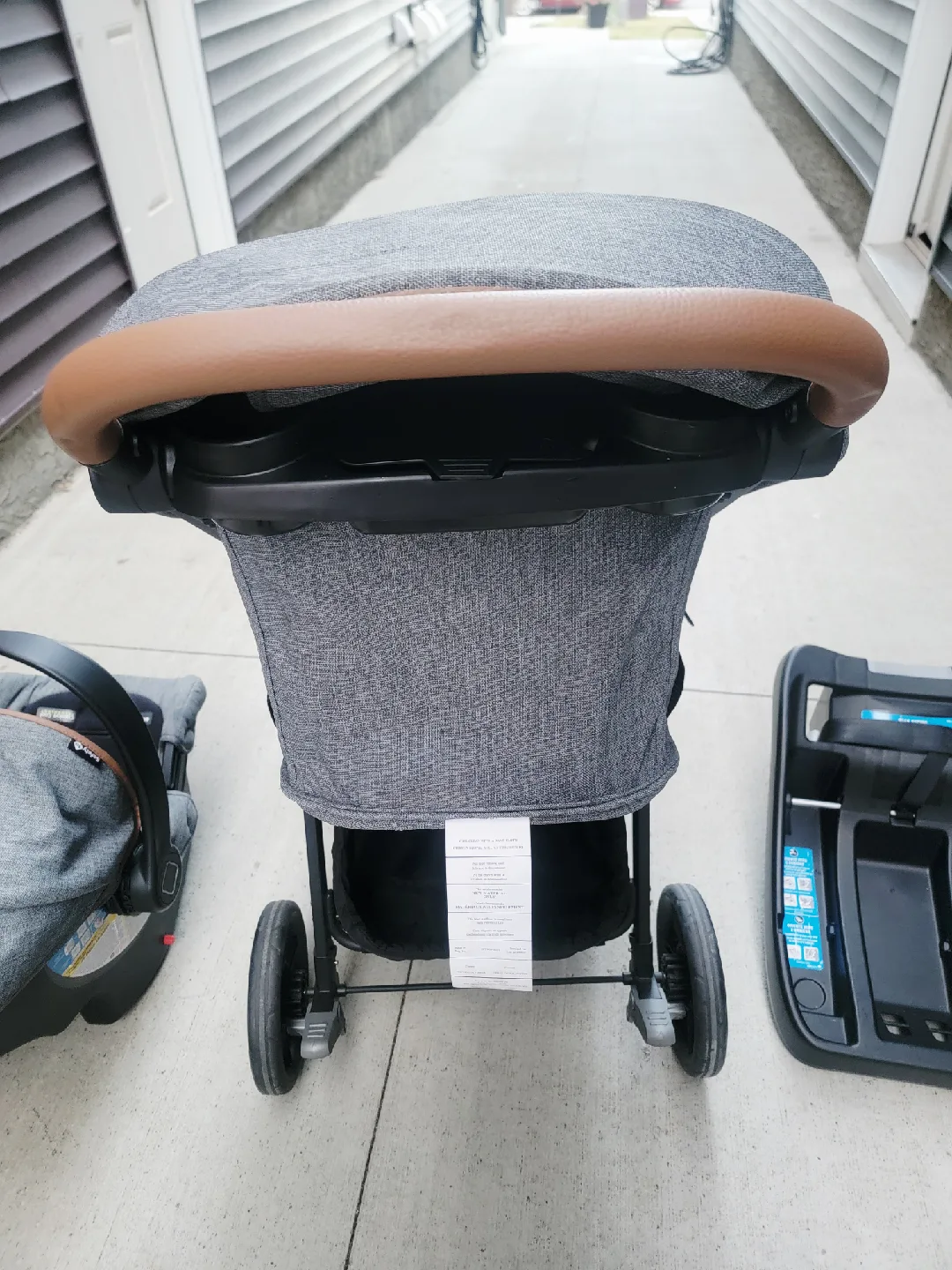 Safety 1st OnBoard 35 Infant Car Seat & Stroller Combo image indicator(4)