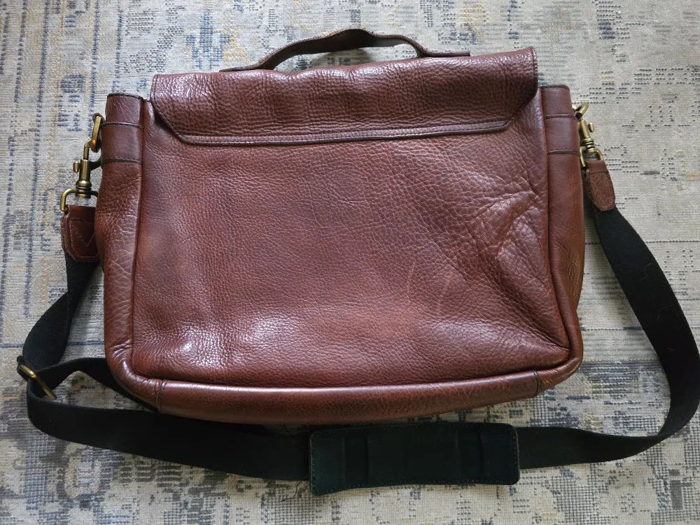 Frank & Oak Brown Leather Messenger Bag image indicator(4)
